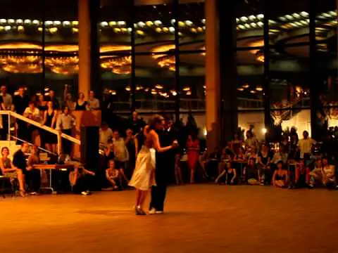 Video thumbnail for Agustina Berenstein & Rodrigo Palacios White Nights Tango 2010 part.2