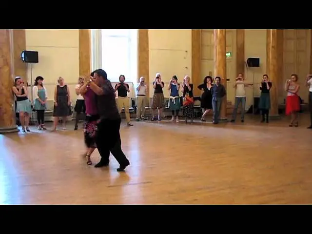 Video thumbnail for Tango Step Demo-Georgina & Oscar Mandagaran Dublin 2012