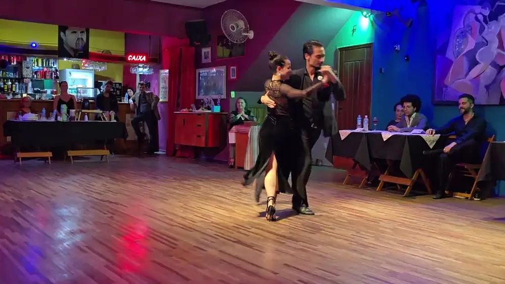 Video thumbnail for Yasmina Mamana e Müller Dantas 4/4 milonga El Último Café