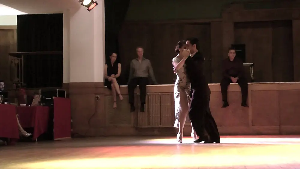 Video thumbnail for Juan Martin Carrara & Stefania Colina @ Carablanca, London - Nov 2012 - 2/4