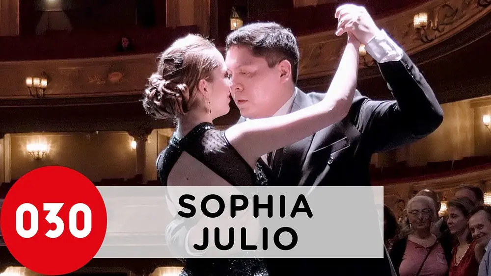 Video thumbnail for Sophia Paul and Julio Cesar Calderon – Pata ancha