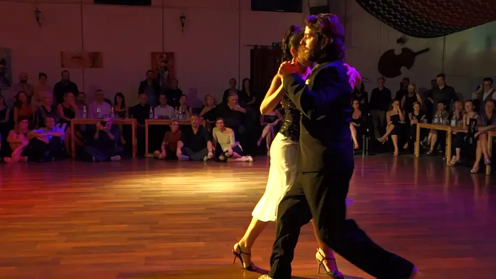 Video thumbnail for Sofia Saborido   Pablo Inza