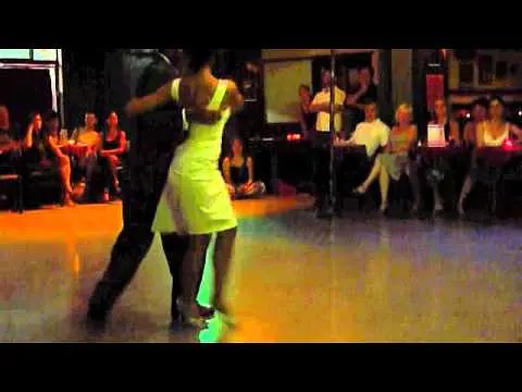 Video thumbnail for Florencia LABIANO & Hernan RODRIGUEZ @ Soho Tango