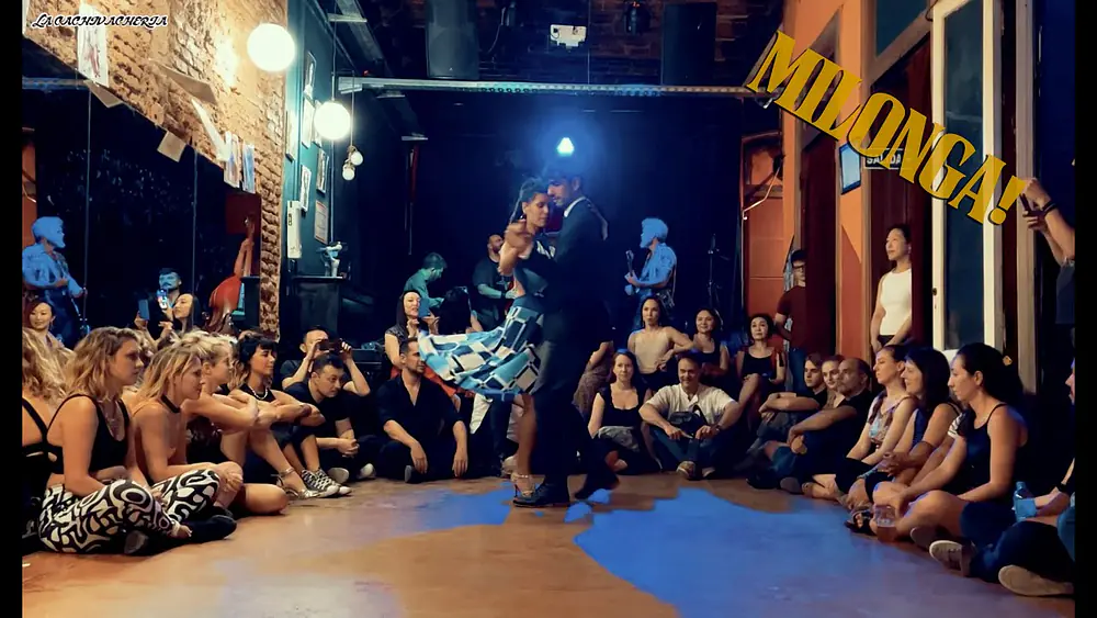 Video thumbnail for EL CACHIVACHE, bailan Pedro Farias y Paula Pandol MILONGA! Ella es asi