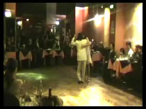 Video thumbnail for gonzalo cabrera roxana suarez bailan en Porteño y bailarin