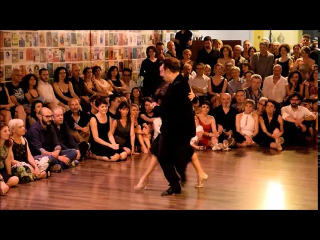 Video thumbnail for Chicho Frumboli & Moira Castellano - lagrimas y sonrisas