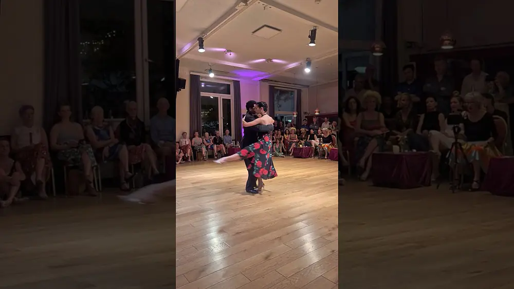 Video thumbnail for Silvina Tse y Julio Alvarez..”Flying around” Show at TangoClubCorazon in Freiburg. 👗Rosadanza