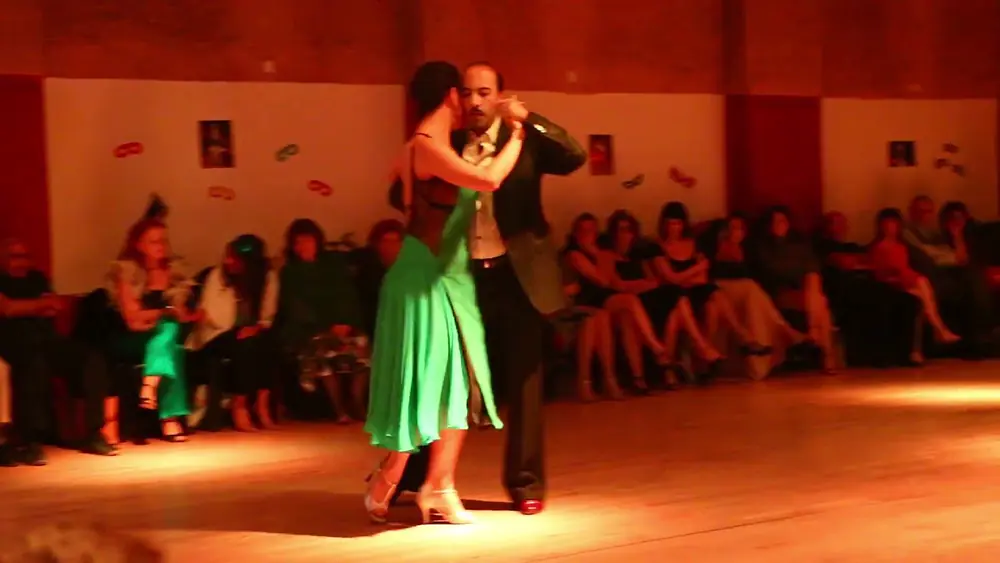 Video thumbnail for Analía Vega y Marcelo Varela - (4/4) - Milonga "Lo de Silvia" - Tel-Aviv - 25/03/2016