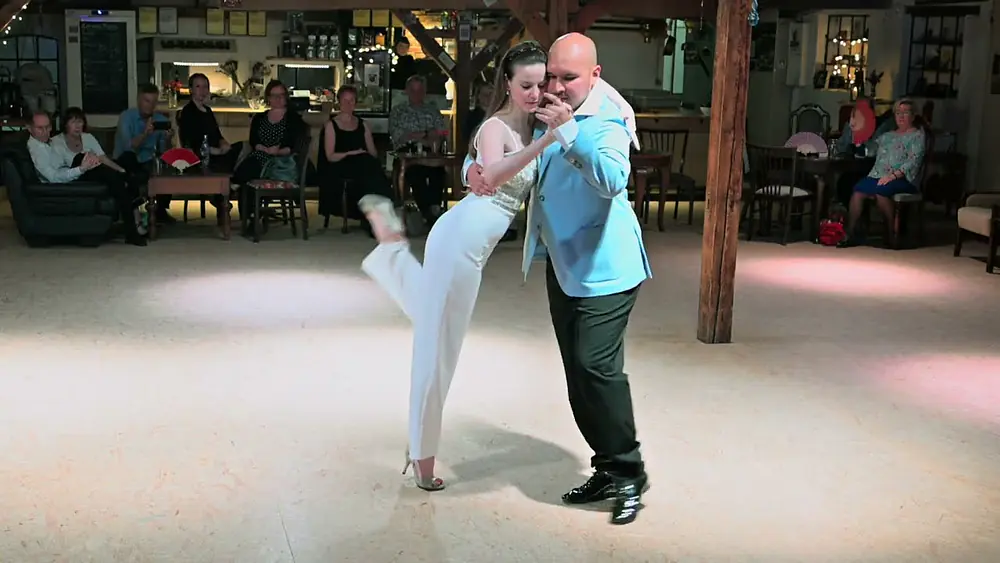 Video thumbnail for Mario Medina & Maude Andrey - Samaritana - Los Provincianos