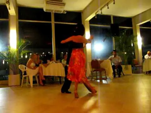 Video thumbnail for Juan Stefanides y  Silvana Anfossi