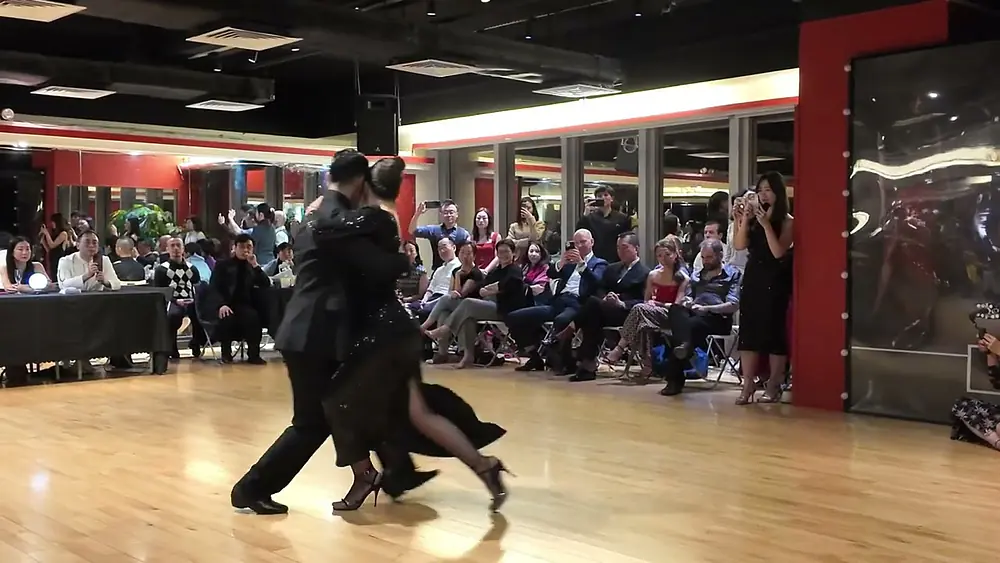 Video thumbnail for Ornella Simonetto & Juan David Vargas 4/5 - La Cicatriz (Juan D'Arienzo) Milonga - Hong Kong 2025