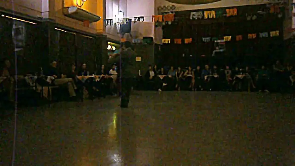 Video thumbnail for Betsabet Flores y Jonathan Spitel en El Motivo Tango, 12/8/13