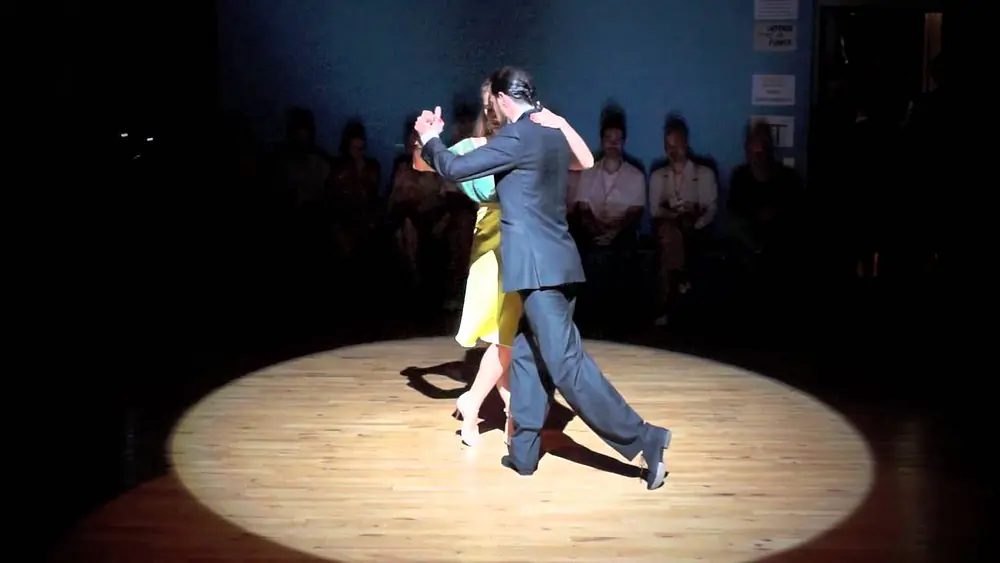 Video thumbnail for Gisela Pasi & Rodrigo Rufino - Limouzi Tango Festival 2015 - Tango A Vivre Limoges