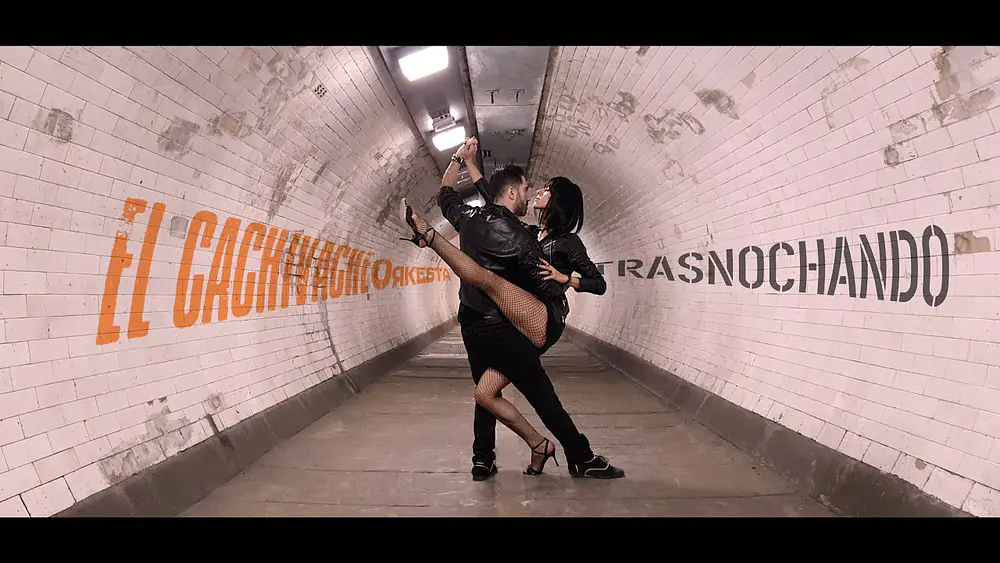 Video thumbnail for El Cachivache & Cucuza Castiello, Bailan Paula Duarte & Davide Baldanza / Tango