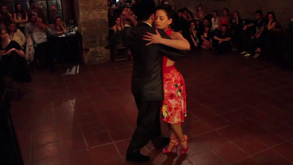 Video thumbnail for Krishna Olmedo y Yasmina Mamana - 17/9/2016 - La Cachivachería 1/4
