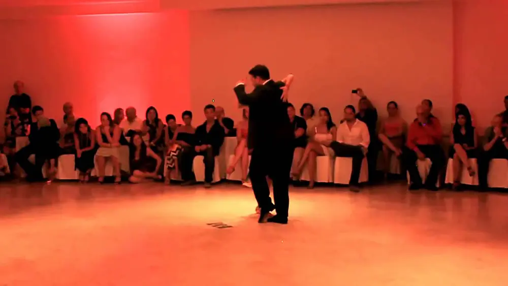 Video thumbnail for Daniela Roig & Hernán Prieto - Destino de flor