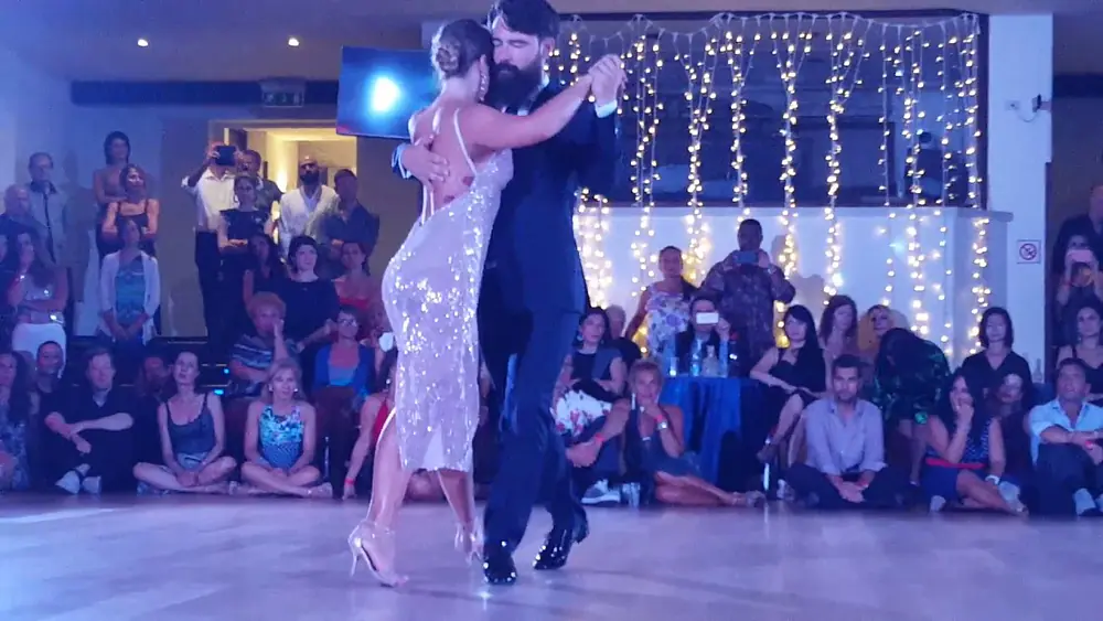 Video thumbnail for Maja Petrović  & Marko Miljević  - "Por este amor" - Troilo/Goyeneche - 1