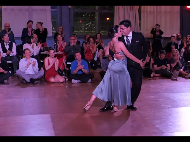 Video thumbnail for CARLITOS ESPINOZA y AGUSTINA PIAGGIO