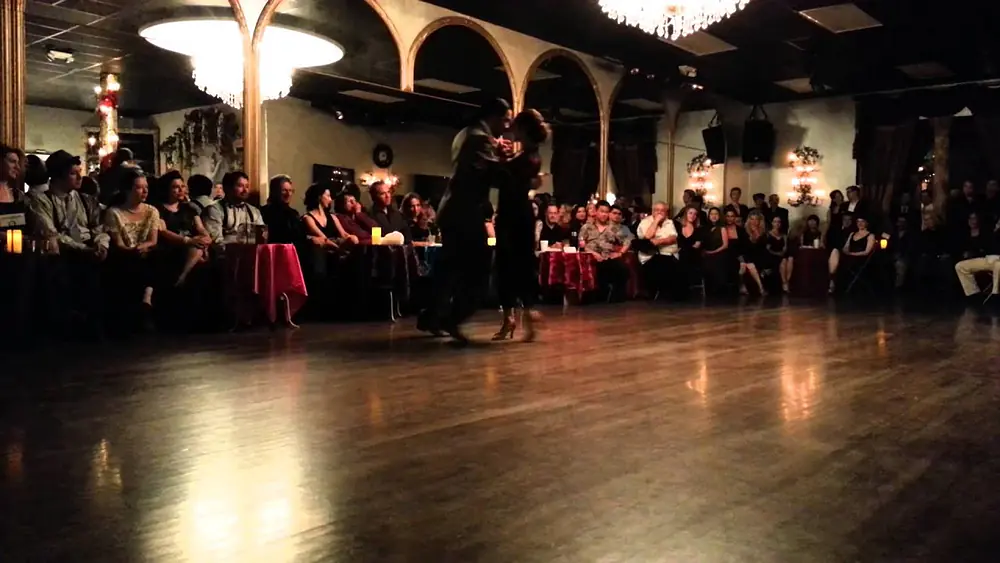Video thumbnail for Leonardo Barrionuevo and Miriam Larici at the Grand Opening of Milonga Luna - "El Puntazo"