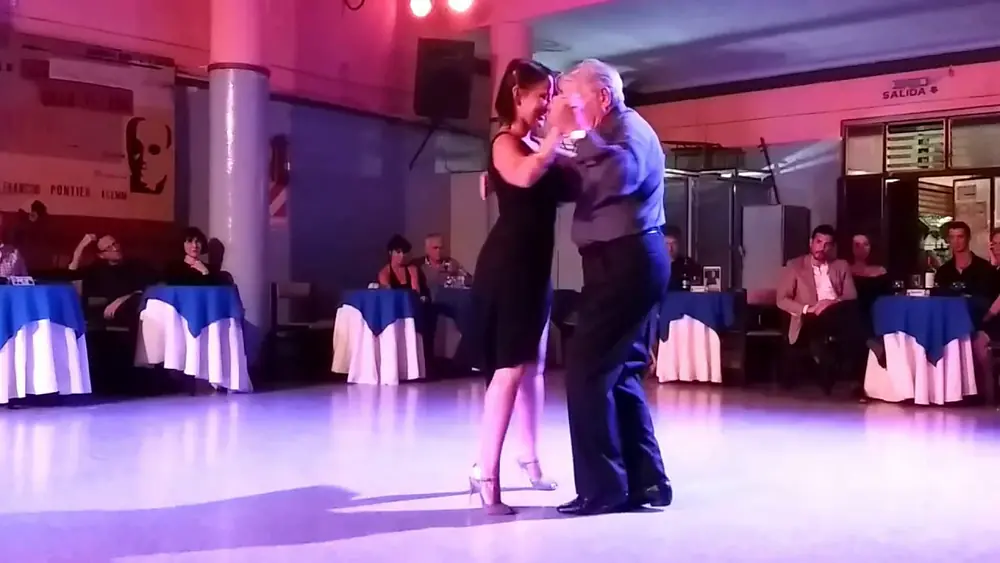 Video thumbnail for Eduardo Pareja Parejita - Laura Grandi 3