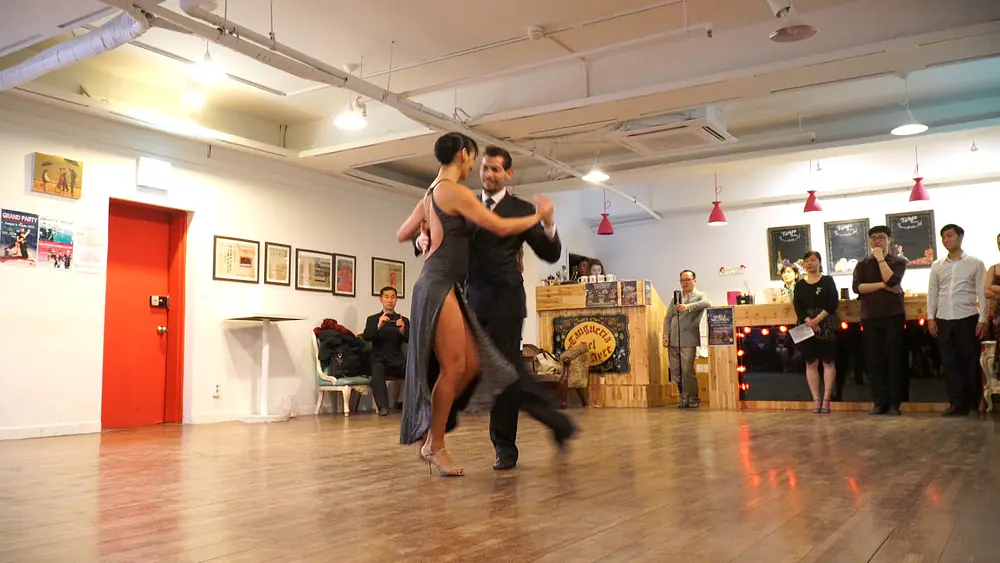 Video thumbnail for 2018 01 27   Gabriel Ponce & Analia Morales   Show No 2 - Milonga