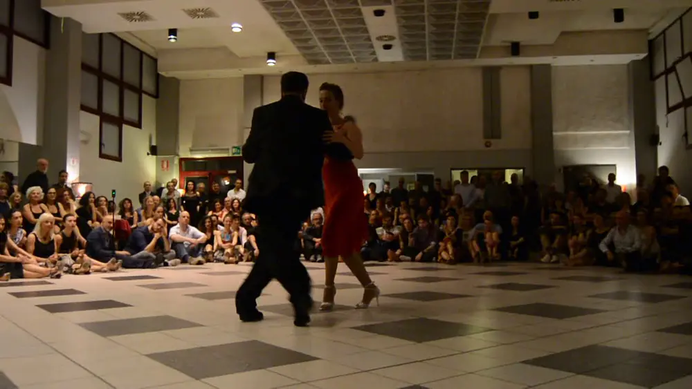Video thumbnail for Mariano Chicho Frumboli & Juana Sepulveda - Milonga Dispari (Italy) - 2019-01-18 - 6