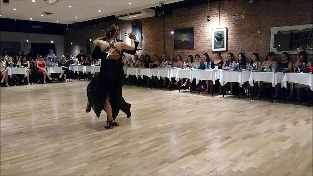 Video thumbnail for Mirella & Carlos Santos David | Performing in Cachirulo (2) Buenos Aires 2016