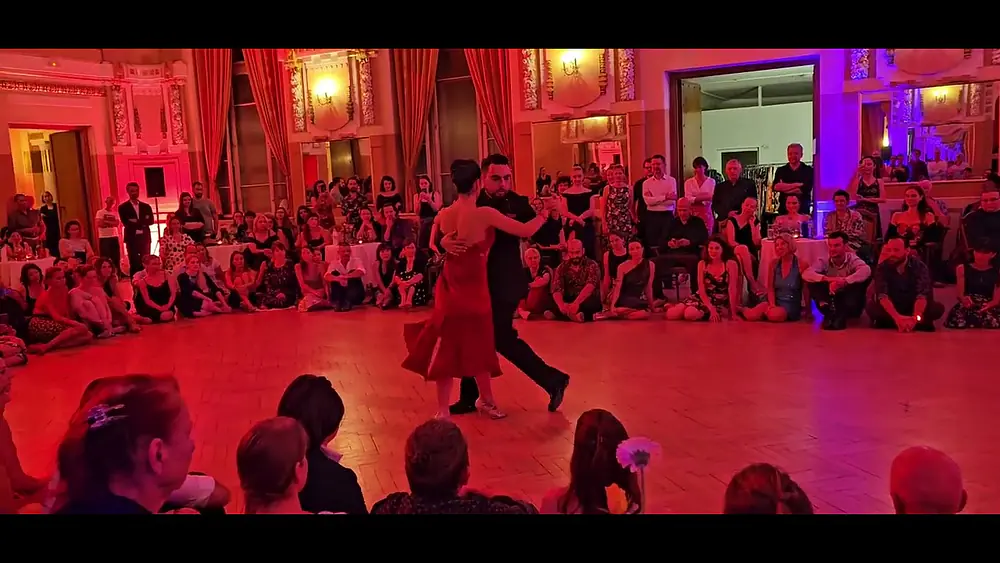 Video thumbnail for Jonathan Saavedra y Clarisa Aragon no Bratislava Tango Festival em 30/09/23 - II/V