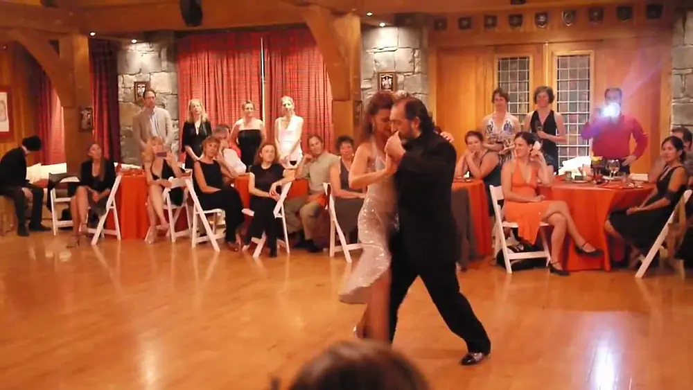 Video thumbnail for Gustavo Naveira y Giselle Anne dancing to "Nueve Puntos" in Stowe, Vermont