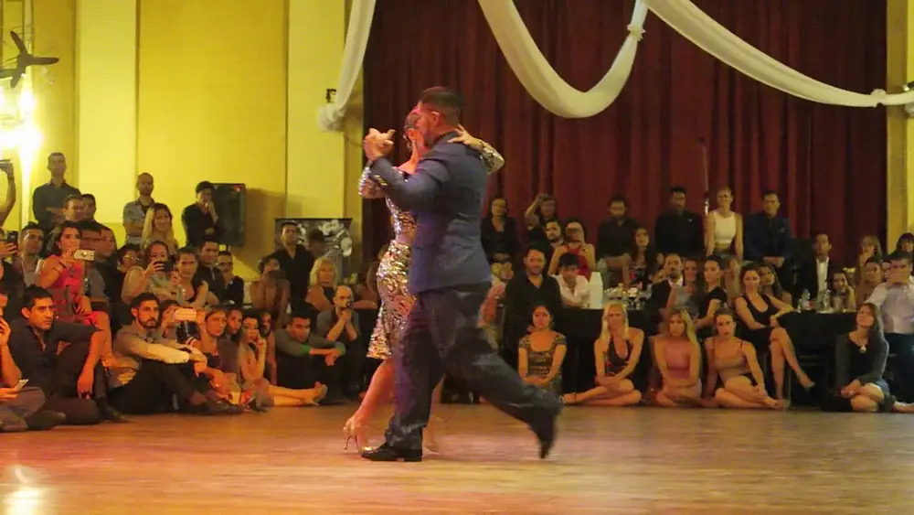 Video thumbnail for SEBASTIAN ARCE & MARIANA MONTES en Milonga Lo Zucca Jan2017  2/4