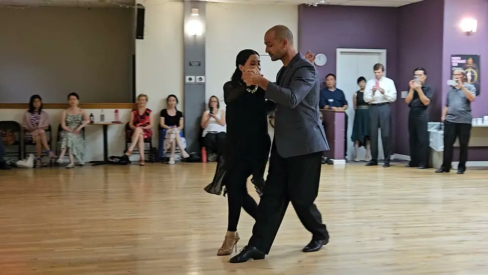 Video thumbnail for Guillermina Quiroga & Mariano Logiudice at Dance Blvd (2 of 3)