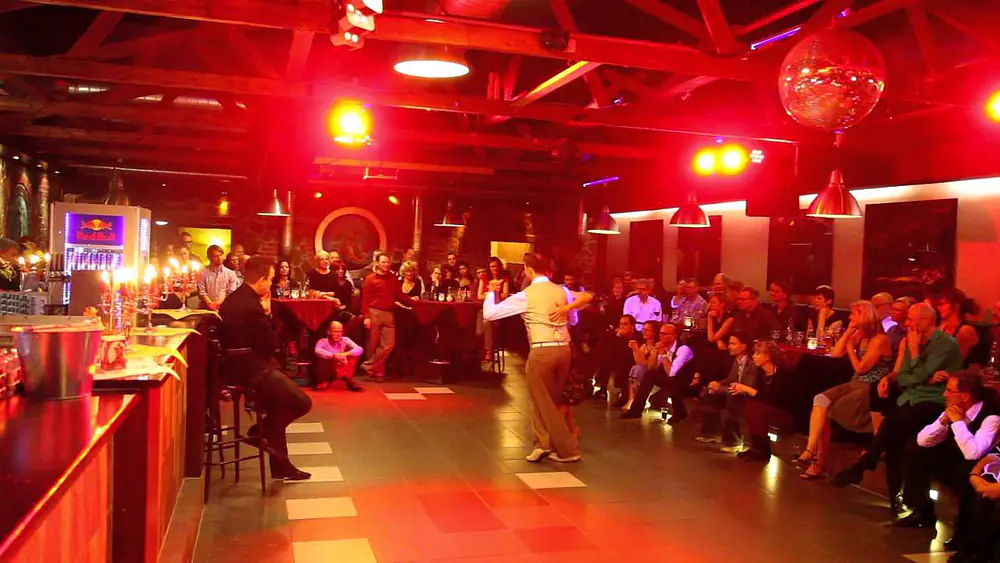 Video thumbnail for Susanne Opitz & Rafael Busch tanzen den Tango Belgica (Biagi) in Rostock