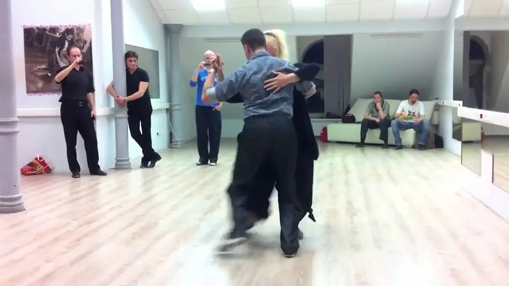 Video thumbnail for Tango. Elvira Malishevskaya y Alex Denicov. Edissa DNI tango.