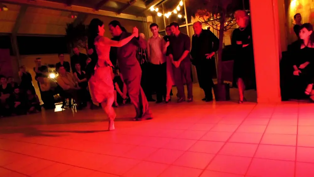 Video thumbnail for Collectif Roulotte Tango Quartet "A la Parrilla" - avec Adrian y Amanda Costa.MOV