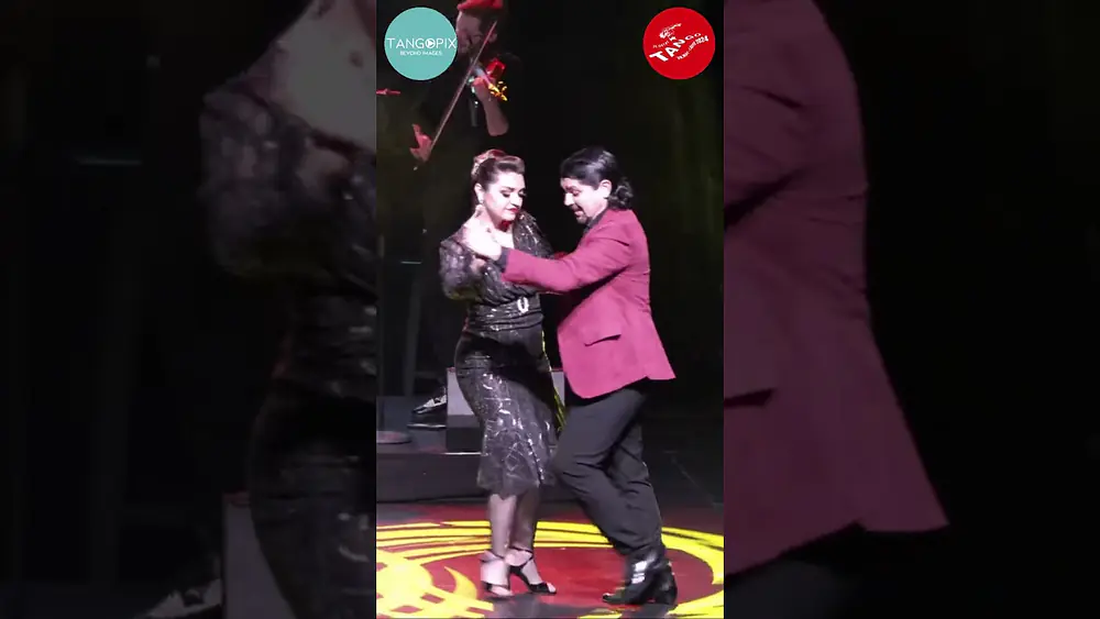 Video thumbnail for OSTERTANGO '24 - Ariadna Naveira & Fernando Sanchez dance Bandonegro - La Mulateada (live)