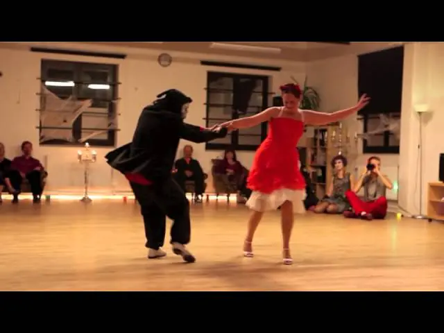 Video thumbnail for Tangokompaniet - Festivalito October 2012 - show Anna Sol & Aldo Velásquez, waltz 4