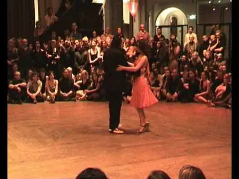 Video thumbnail for Chicho Frumboli y Juana Sepulveda / Tangomagia 2008 [3]
