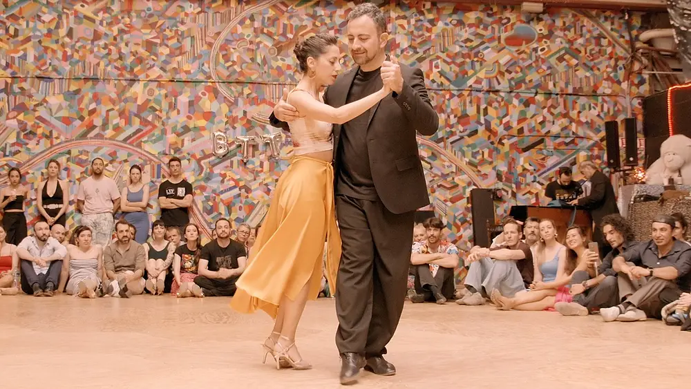 Video thumbnail for Francesca Sutera and Giovanni Eredia – La serenata de ayer at Bal Tout Terrain 2024