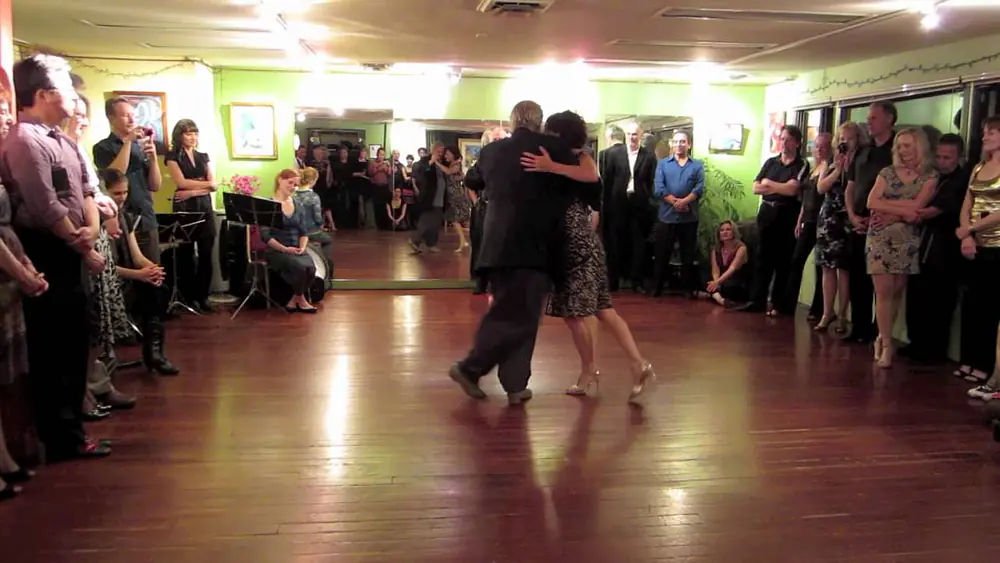 Video thumbnail for Oscar Casas and Ana Miguel, Tango Magdalena, 2 of 4