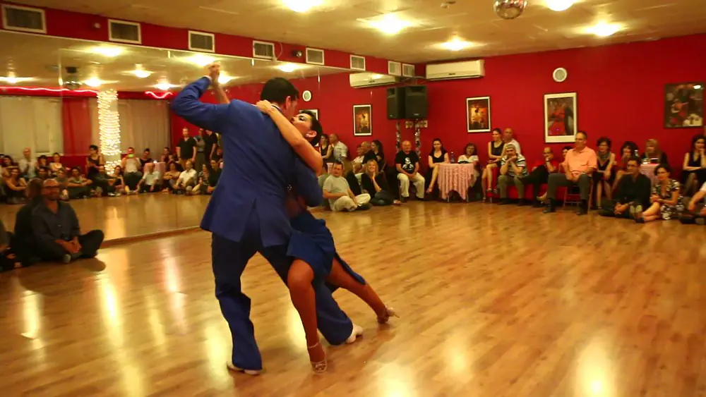 Video thumbnail for Alejandro Barrientos & Rosalia Gasso - Mala junta - (4/4) - Passover Milonga - 30/04/2016 - Tel-Aviv