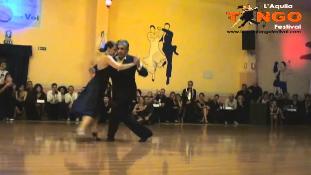 Video thumbnail for Osvaldo Roldan y Anna Maria Ferrara 2012 - 2/3 Tango