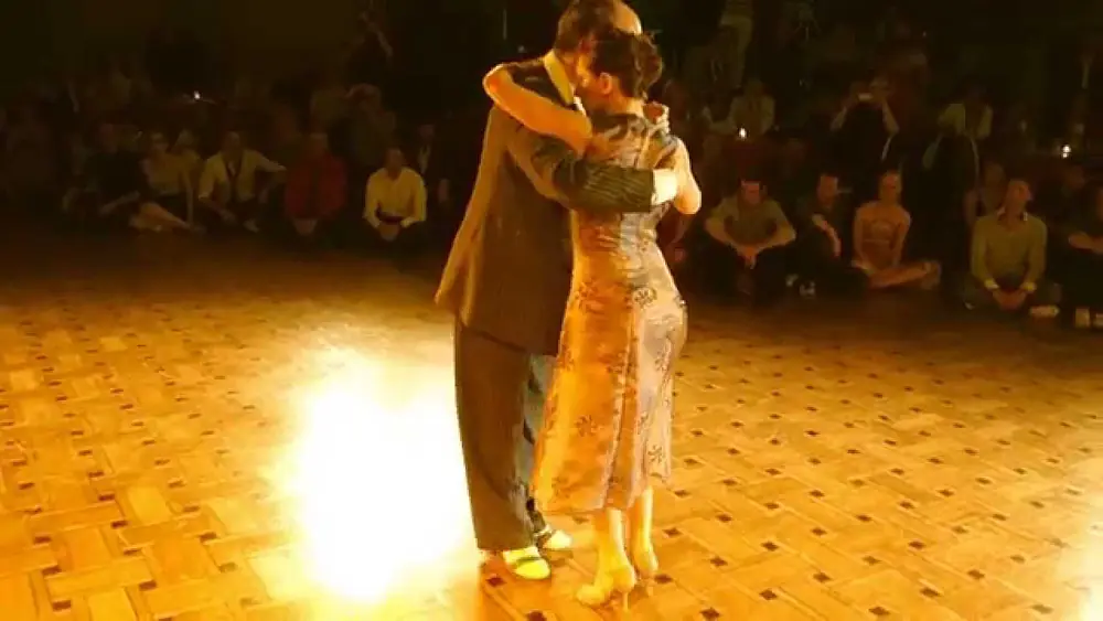 Video thumbnail for Tango: Magdalena Gutierrez y Horacio Godoy, 11/4/2014, Brussels Tango Festival 3/3 (enhanced sound)