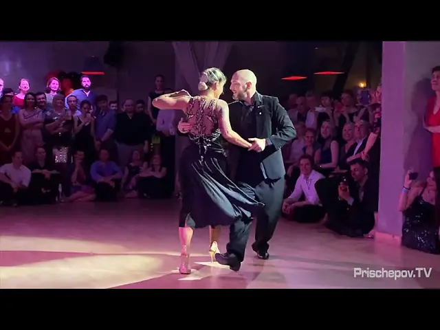 Video thumbnail for Alejandra Mantiñan and Mariano Otero dance on La Romantica's Invierno