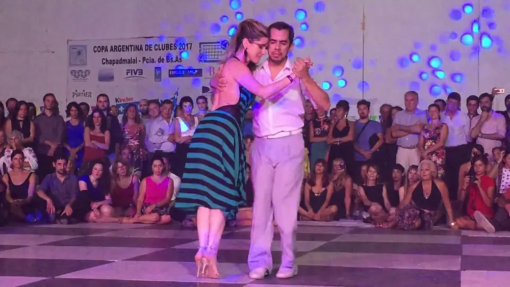 Video thumbnail for Carolina Buenaventura & Martin Ojeda performing milonga "Arrabalera" at Mardel ETI 2018