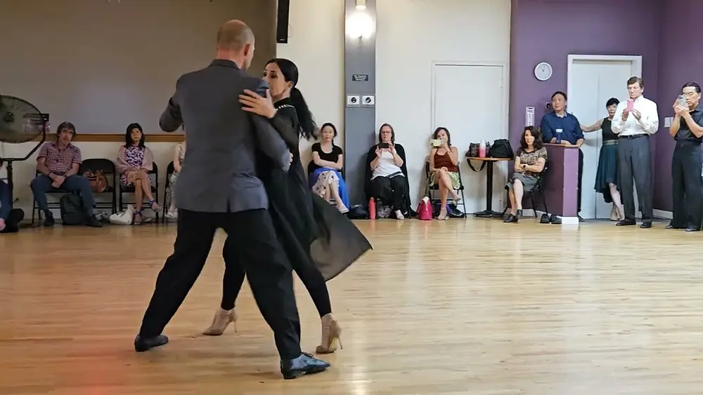 Video thumbnail for Guillermina Quiroga & Mariano Logiudice at Dance Blvd (3 of 3)