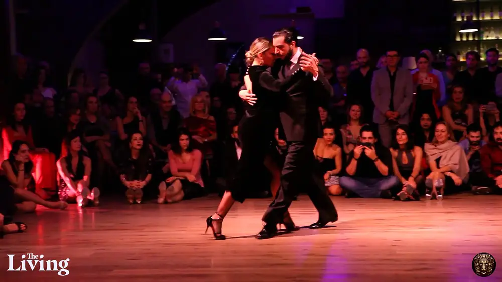Video thumbnail for Facundo De La Cruz & Noelia Hurtado "El Puntazo" The Living 14 dicembre 2019