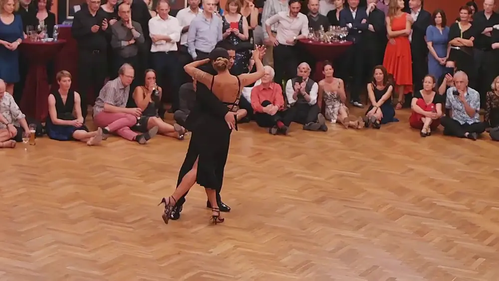 Video thumbnail for Carlitos Espinoza & Majo Martirena 1/3(2019)