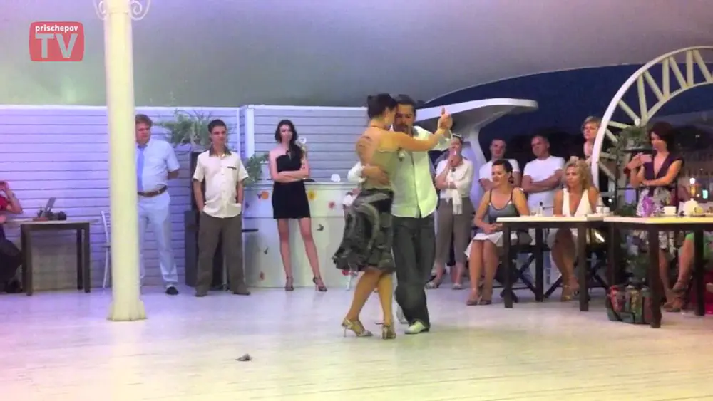 Video thumbnail for Mila Vigdorova & Rodrigo Fonti 2, Russia, Moscow, Milonga "Valeriy Brusov" 13.07.2011