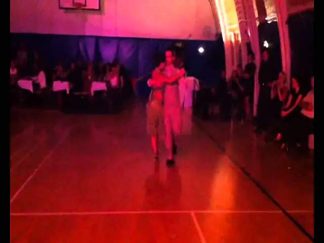 Video thumbnail for Javier Loguzzo & Sabrina Concari bailan " Meta fierro " en 2. Zagreb Tango Marathon