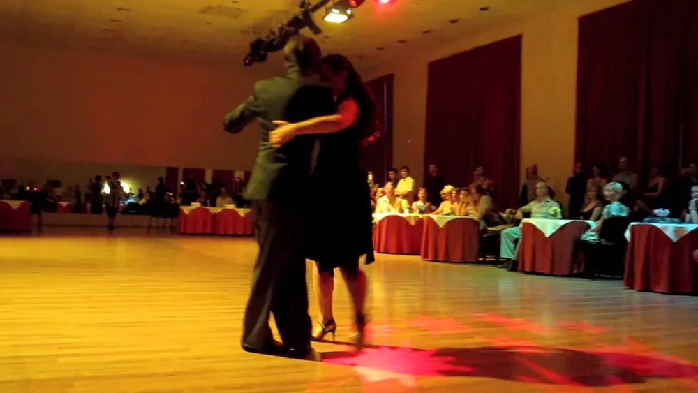 Video thumbnail for Dominic Bridge and Sigrid Van Tilbeurgh - Kiev International Tango Festival 2012 (Vals)
